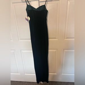 Geeen velvet dress- brand new